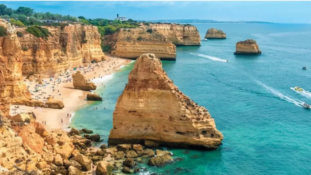 Praia de Marinha, an iconic beach of Algarve